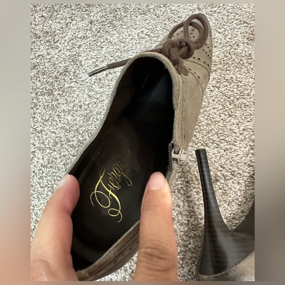 Fergie Tan Leather Booties Sz 10M - Picture 7 of 9